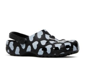Awake NY x Classic Clog «Home Is Where The Heart Is – Black»
